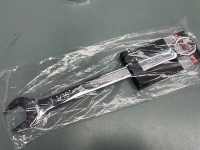 Crescent Ccw14 1-1/16" Sae Combination Wrench,No CCW14 - Image 1 of 3