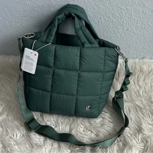 Lululemon Green Quilted Grid Tote Bag Mini 5L - Picture 1 of 9