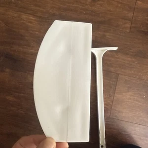 Long T Handle 5 Gallon Curved Bucket Scraper 5 Gallon Pail Paint Or Food - 2 Pcs - Picture 1 of 7