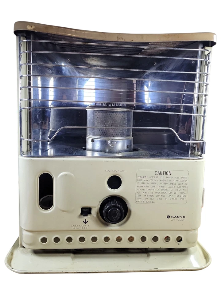 Antigo aquecedor de querosene Sanyo OHR G23H - Imagem 1 de 4