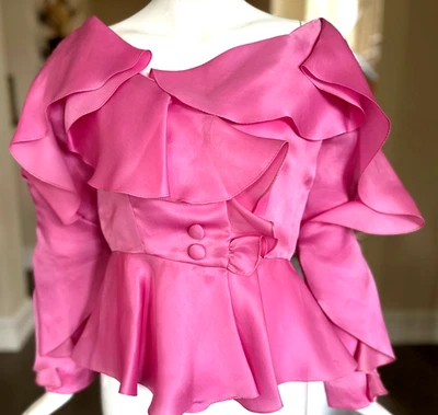 Chaqueta rosa con volantes dramática Bill Blass para Neiman Marcus años 80 Foto 1 de 4