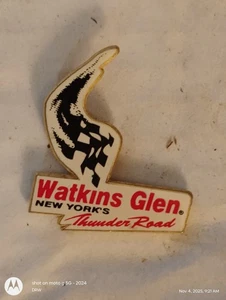 Watkins Glen New York's Thunder Road Pin - Bild 1 von 1