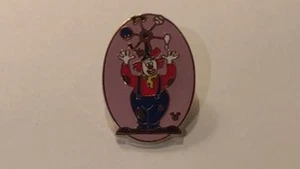 Disney Trading Pins-2013 DLR H.M. Series-Mickey's Toontown Pinwheel- Spinning Cl - Picture 1 of 1
