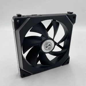 Lian Li UNI Lüfter SL140 V2 RGB schwarz Einzelpack, UF-SL140V2-1B - LESEN - Bild 1 von 3