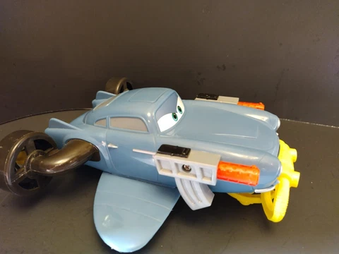 2011 Disney Pixar Cars 2 Bath Blastin Finn McMissile Water Submarine Toy Cover