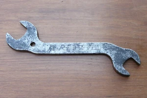 Antique John Deere  *DEERE*  Tractor Implement Tool Wrench ~ 15/16"  X  1-1/16" - Picture 1 of 11