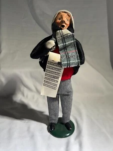 VTG Signed 1990 Byers Choice The Carolers Man w/ Sheet Music Joyeux Noel 13 in - Picture 1 of 9