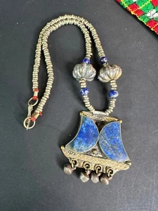 Old Tibetan Silver & Lapis Lazuli Necklace - Picture 1 of 6