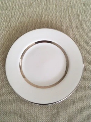 Royal Doulton Platinum Silk 6.25" Side Plate - New