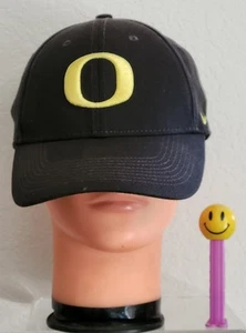 Gorra Oregon Ducks Nike Team Negra Amarilla O Legacy9 Acrílico/Lana Adulto AJUSTADA M/L - Imagen 1 de 8