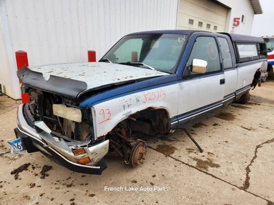Steering Column AT Tilt Black W/Key Fits 1993 CHEVROLET 1500 1284245 - Image 1 of 4