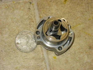 79 YAMAHA TT500 TT 500 OIL PUMP - Bild 1 von 5