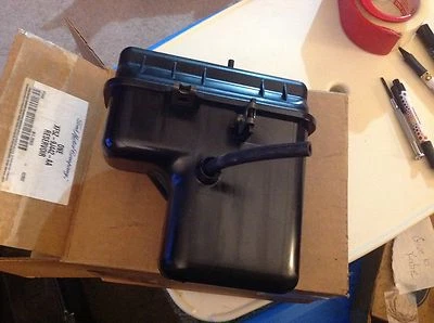 NEW OEM 2000 2001 MERCURY VILLAGER SPEED CONTROL  VACUUM RESERVOIR NEW OEM - Image 1 of 4