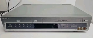 Sony DVD Player & Video Cassette Recorder (ohne Fernbedienung) - Bild 1 von 5