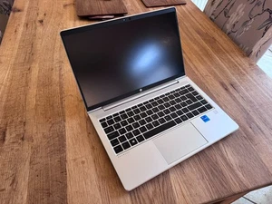 HP ProBook 440 G8 11th Gen Intel i5-1135G7 2.4GHz, 256GB SSD, 8GB RAM, 128MB GFX - Picture 1 of 17