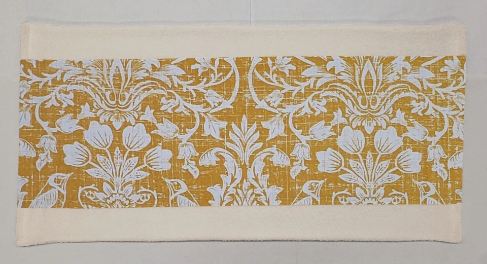 Alfombra de baño de felpa de damasco floral dorado Foto 1 de 1