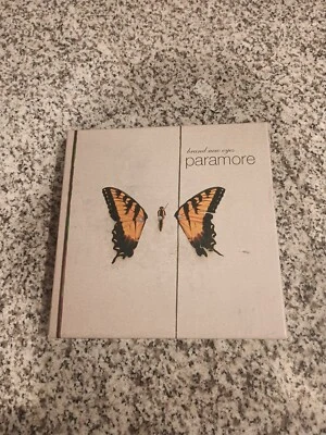 Paramore  Box Set  Certificate Only - Image 1 of 4