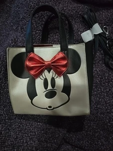NUEVO DISNEY Minnie Mouse Bandolera Cartera Blanco Imitación Cuero con Lazo Rojo Nuevo con Etiquetas - Imagen 1 de 12
