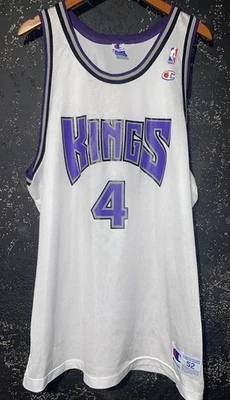 Camiseta branca vintage Chris Webber #4 Sacramento Kings NBA Champion XXL (52) - Imagem 1 de 4