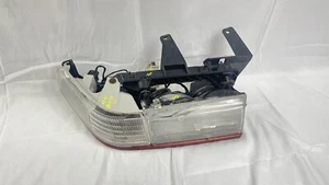 1992-2002 Cadillac Eldorado Right Passenger Side Headlight RH Turn Signal 515R - Picture 1 of 13