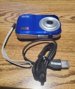 Vivitar X054 Snap A Pic 10MP Digital Camera, Blue  w/CD, Manual & USB Cable - Picture 1 of 7