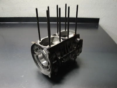 91 1991 SKI DOO SAFARI 368 SNOWMOBILE ENGINE CRANKCASE CASES GUARD CASE - Image 1 of 4