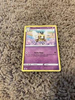 Ribombee 079/203 Swsh07: Evolving Skies Regular - Image 1 of 2