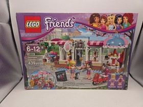 LEGO FRIENDS: Heartlake Cupcake Cafe (41119) New Box Wear