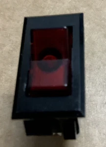 INTERRUPTOR ROCKER ROJO ENCENDIDO-APAGADO SPST ILUMINADO - Imagen 1 de 3