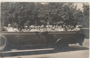 AUSTRIA-EGYPT Rare Photo Postcard Showing Egyptian Man at Tour Vienna Car 1933 - Picture 1 of 3