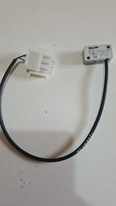 BALLUFF BES0IN8 BES517-398NO-C-PU-03 10-30VDC - Bild 1 von 3