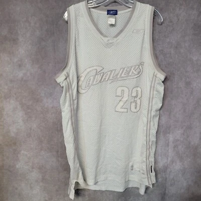 VTG Reebok Cleveland Cavaliers LeBron James 23 White Out Alternate Jersey Men XL - Image 1 of 4