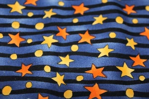 HAZEL'S STARS WAVY STRIPES BLENDER COTTON SEW QUILT ALEXANDER HENRY FABRICS FQ - Picture 1 of 4