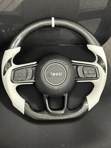 Jeep Wrangler JL 2018+GLADIATOR  Carbon Fiber steering White Leather Carbon Grip - Picture 1 of 3