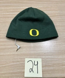 Nike Oregon Ducks Hatphones Audio Jack iPod Nano Headphones Speaker Knit Beanie - Picture 1 of 4