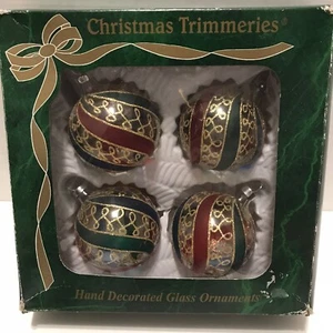 Ornamenti in vetro per trimmer natalizi di Bradford 4 palline rotonde ~ dipinti a mano - Foto 1 di 7