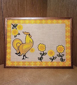 Vintage Mcm Bulletin Board Cheerful Rooster Flowers Tandy Burlap Appears Unused - Picture 1 of 13