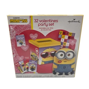 Hallmark Minions Valentine Party Set 32 Cards Sticker Box Brand New Illumination - Picture 1 of 8