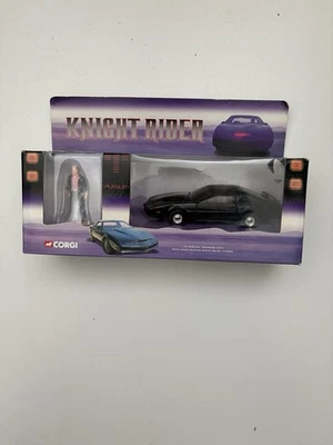 CORGI 1/36 CC05601 KNIGHT RIDER PONTIAC TRANSAM 'KITT' + MICHAEL KNIGHT FIGURE - Image 1 of 4