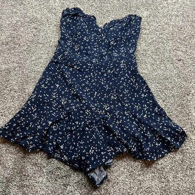 Macacão Aeropostale Feminino S Azul Marinho Floral Romper Sem Alças - Imagem 1 de 4