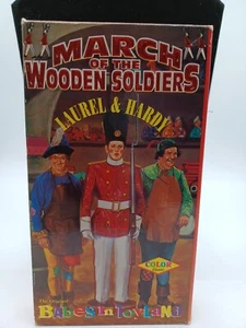 March of the Wooden Soldiers VHS Laurel & Hardy - Picture 1 of 3