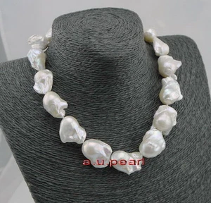 AAAAA luster REAL NATURAL 19" 30mm south sea baroque white pearl necklace - Picture 1 of 7