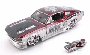 Ford Mustang Gt 1967 Harley Davidson Metallic Silver/copper 1:24 Model 32168 - Foto 1 di 1