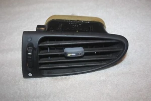 2000-2002 Jaguar S-Type Passenger Right Side Outer Dash Air Vent Bezel Heat A/C - Picture 1 of 3