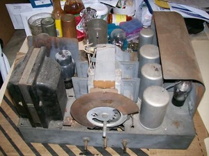PHILCO model 91X radio chassis - Photo 1/2