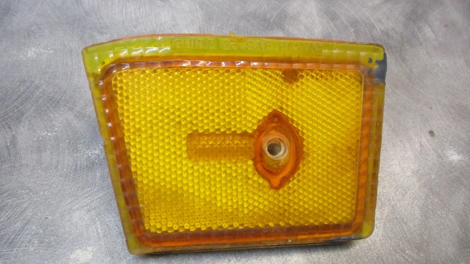 Pontiac Lemans and Tempest 1970 marcador frontal lado izquierdo Foto 1 de 4