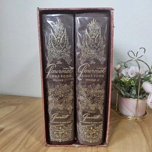 The Gourmet Cookbook Volume 1 & 2 Hardcover Boxset Vintage - Picture 1 of 8