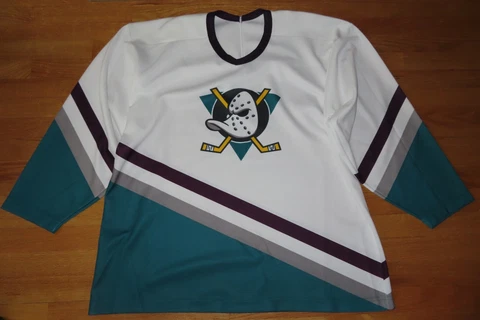 Vintage CCM ANAHEIM MIGHTY DUCKS (Men's XL) Hockey Jersey PAUL KARIYA SELANNE Cover