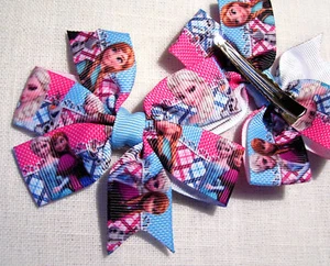 BARRETTE FANTAISIE PINCE à CHEVEUX NOEUD GROS GRAIN - ANNA ELSA REINE - CH32D - Foto 1 di 1