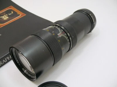 Pro Auto Tele-zoom 80-220mm F:4.5 zoom lens for Konica mount.  - Image 1 of 3